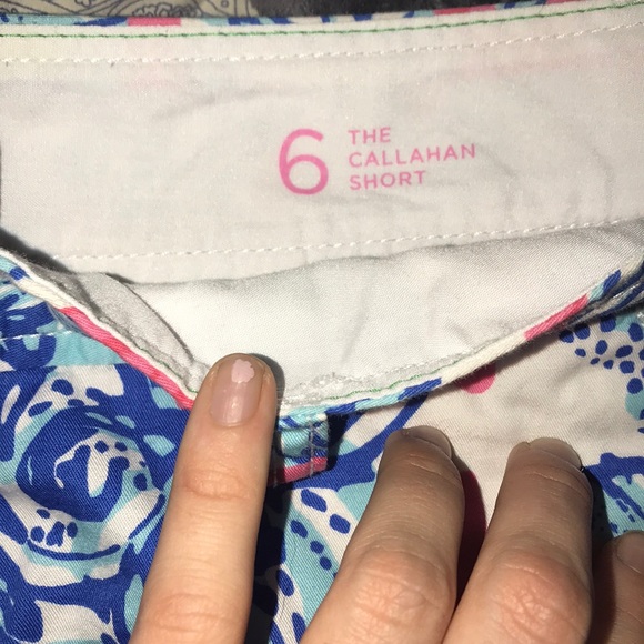 Lilly Pulitzer She She Shells Callahan Shorts - Picture 2 of 2